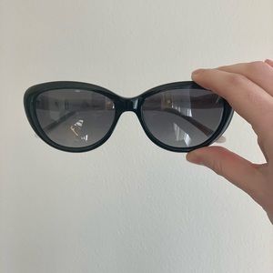 NWOT Elle sunglasses